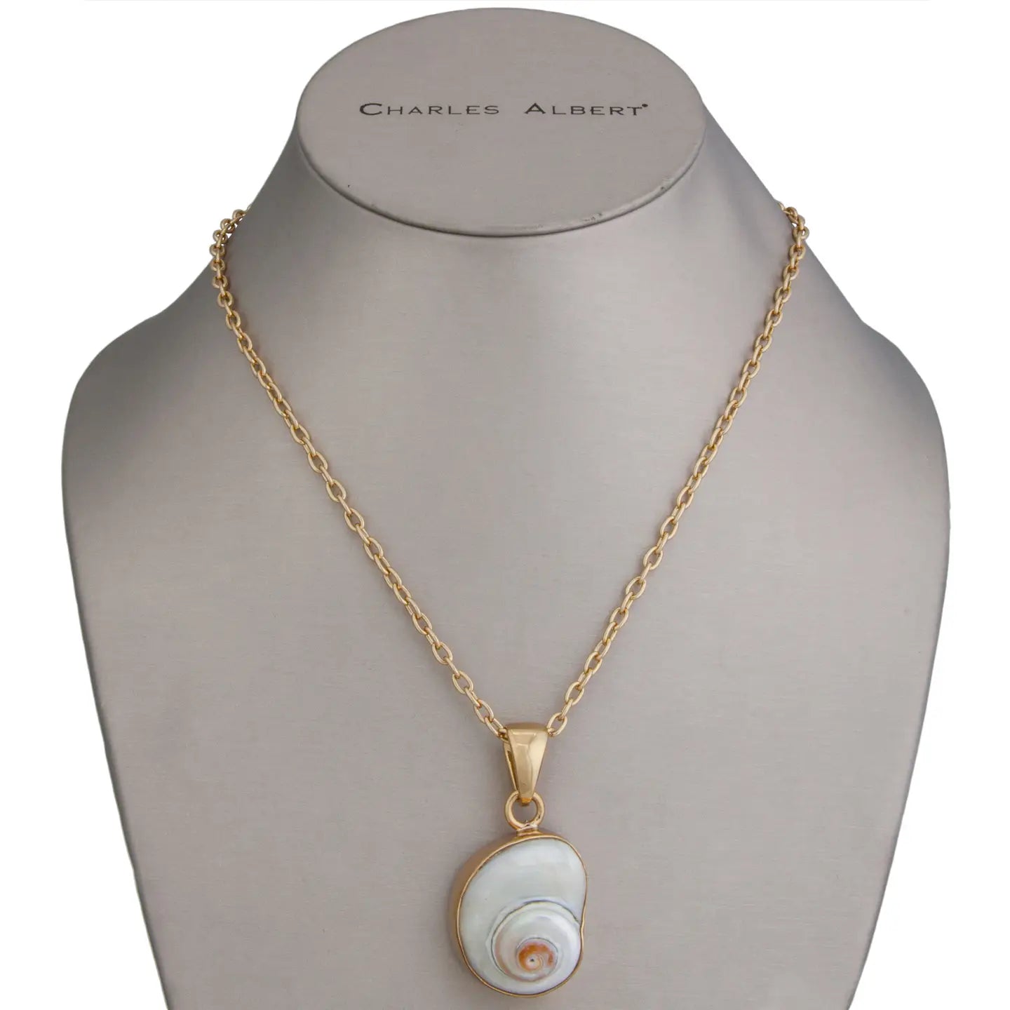CINNERUS SHELL PENDANT-Briton Court