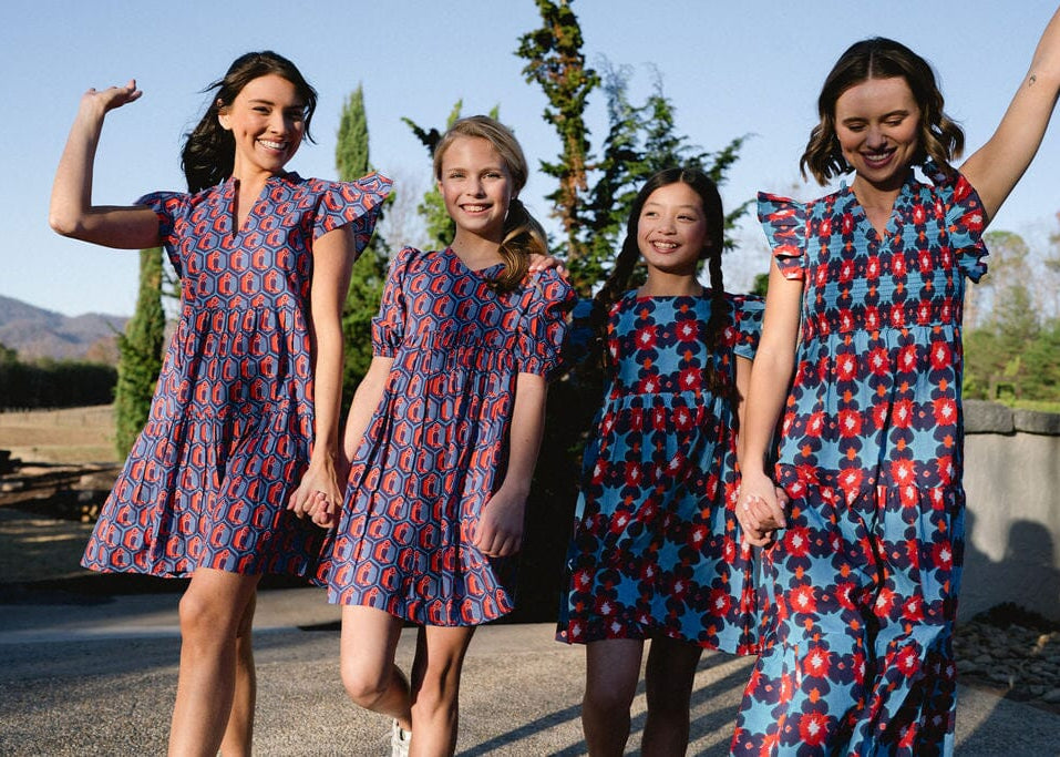 womens flutter sleeve boot print dress - briton court