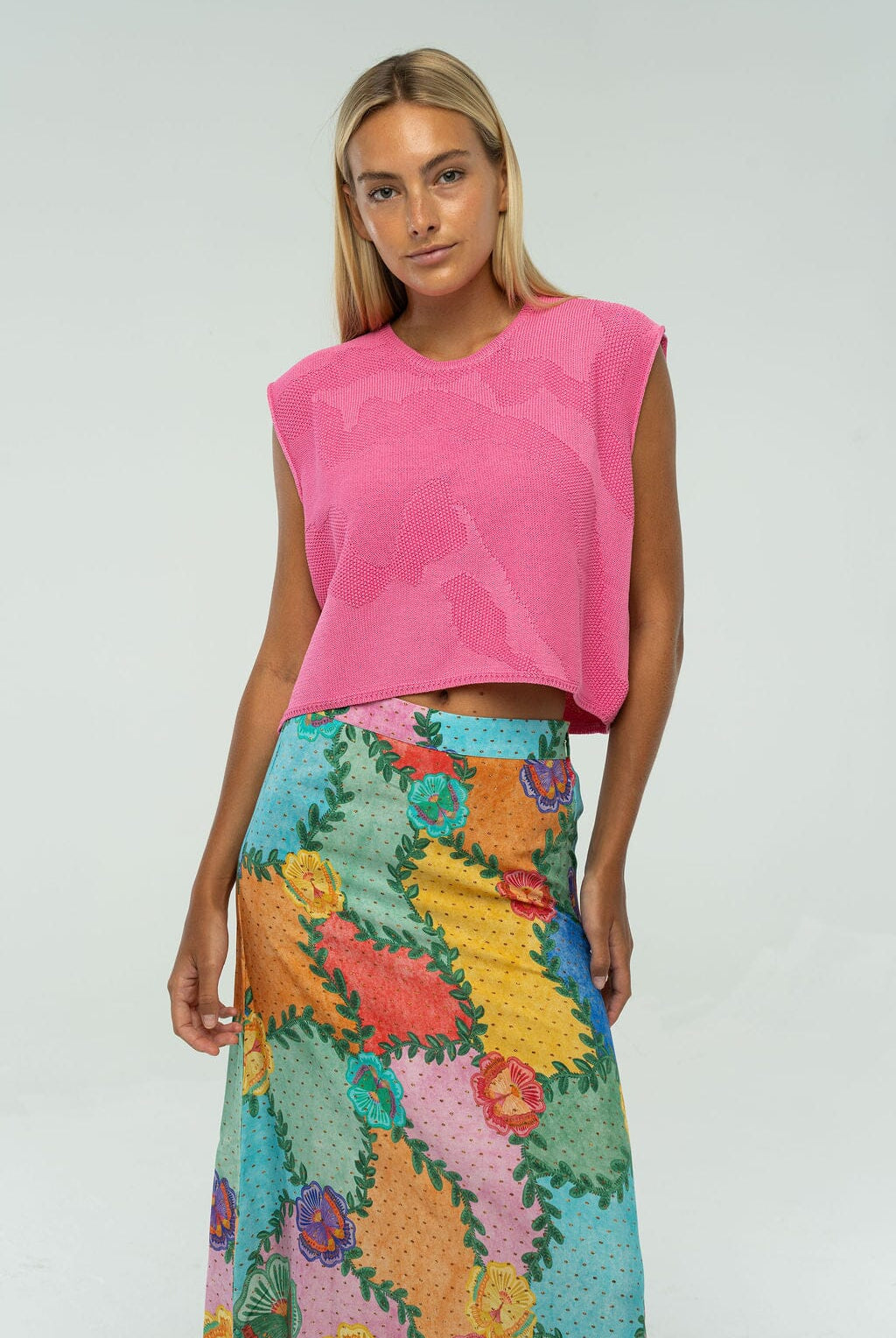 Laura Sleeveless Sweater-Briton Court