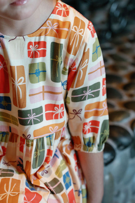 Hattie Presents Dress-Briton Court
