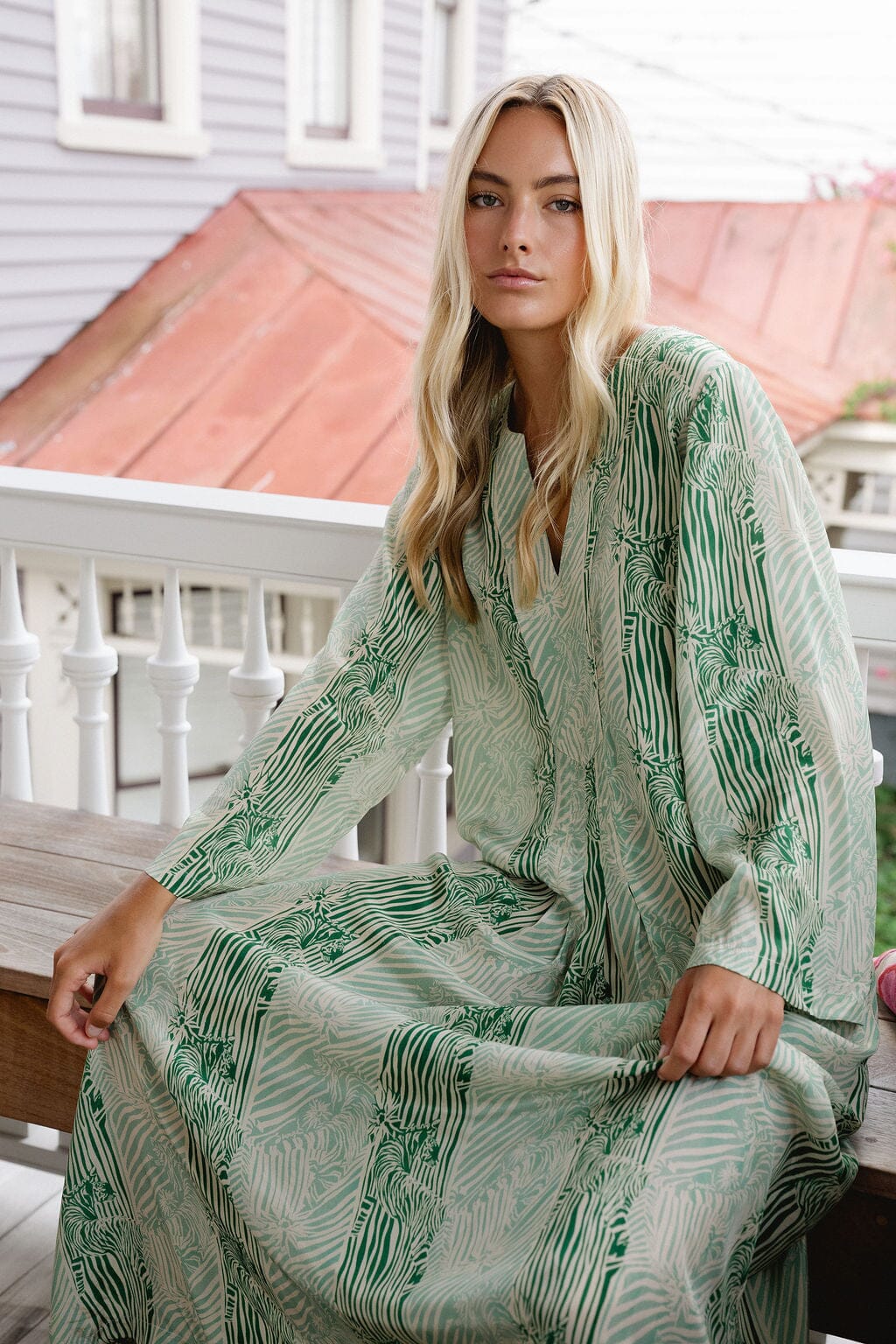 Kali Maxi-Briton Court