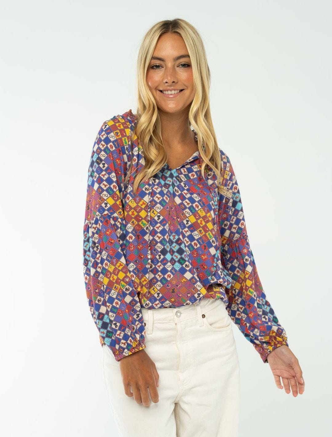 Nora Top-Briton Court
