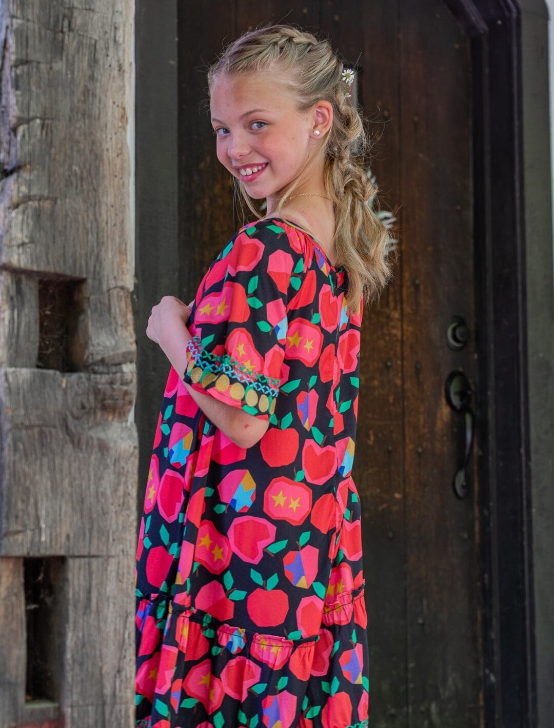 girl in apple dress
