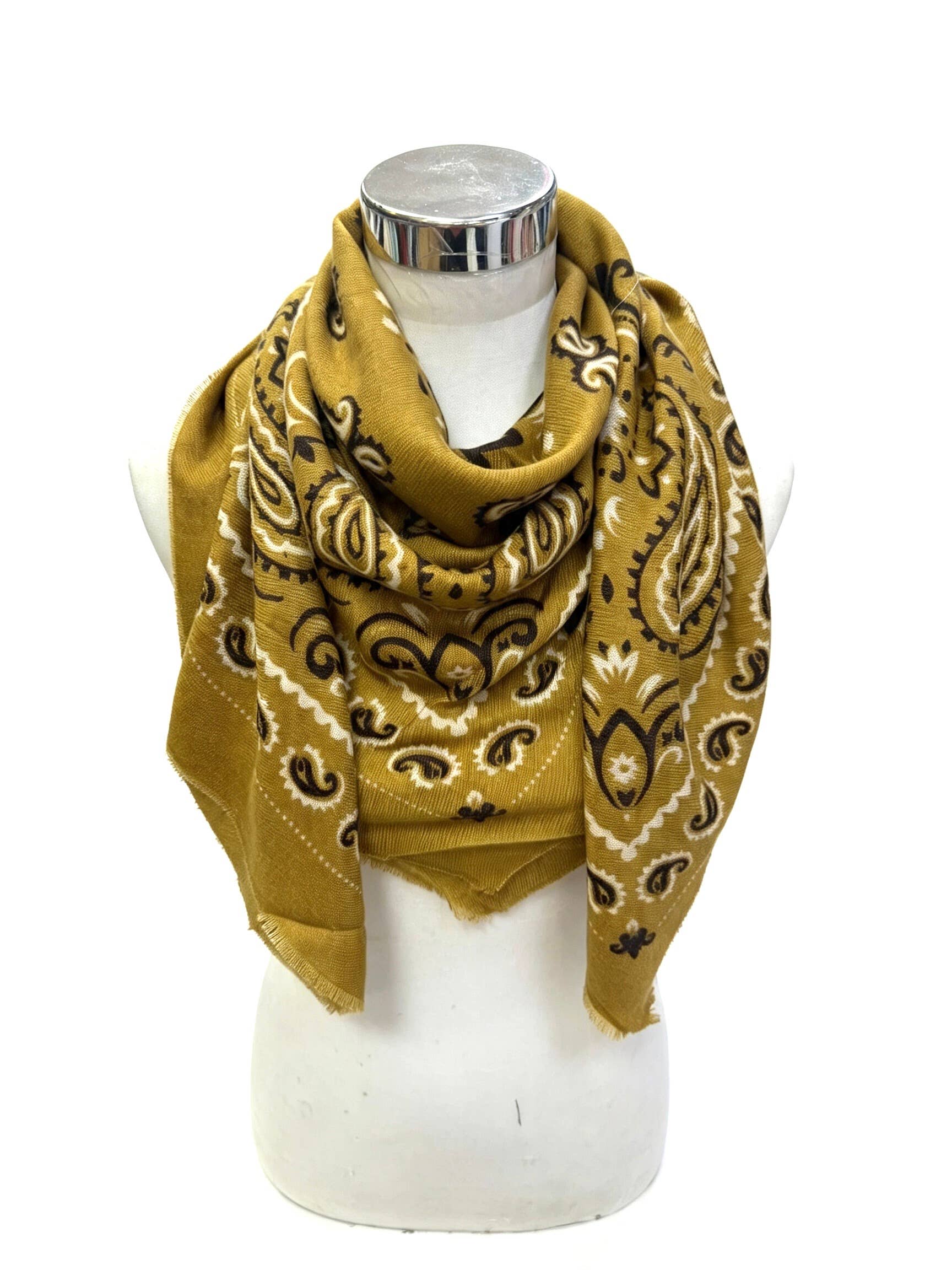K21 Large Woolen Square Bandana: Jaune-Briton Court