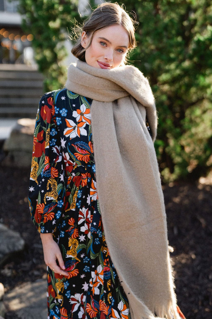 GIRL IN FALL DRESS
