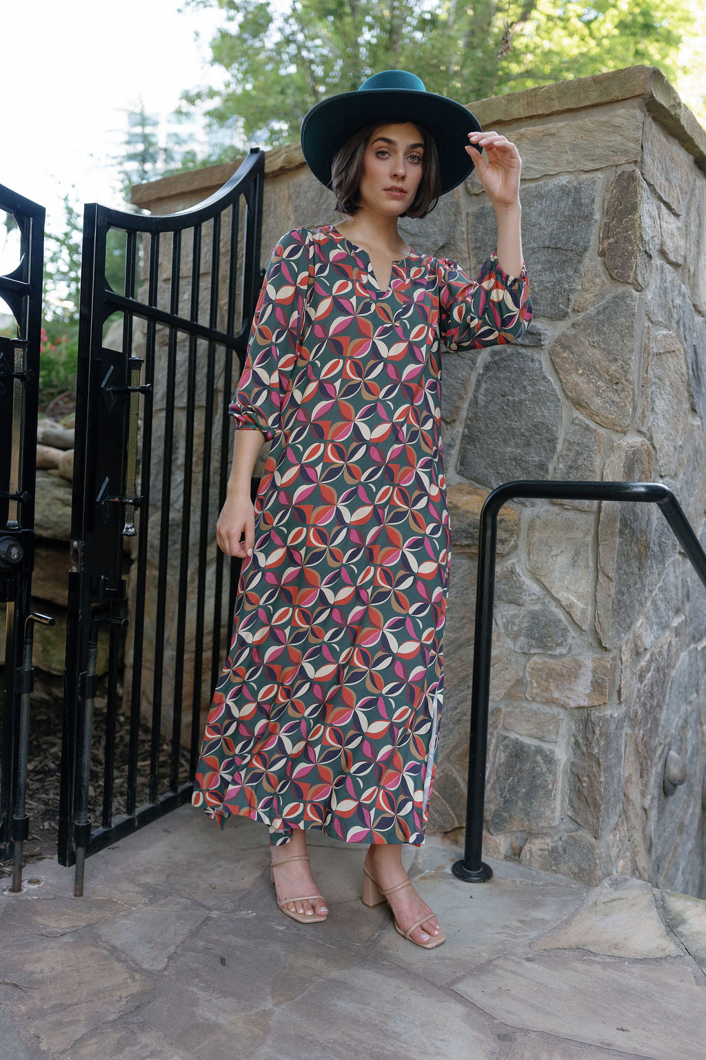 Melody Geo Maxi-Briton Court